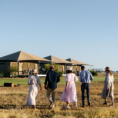 朗里奇 Mitchell Grass Retreat酒店 外观 照片